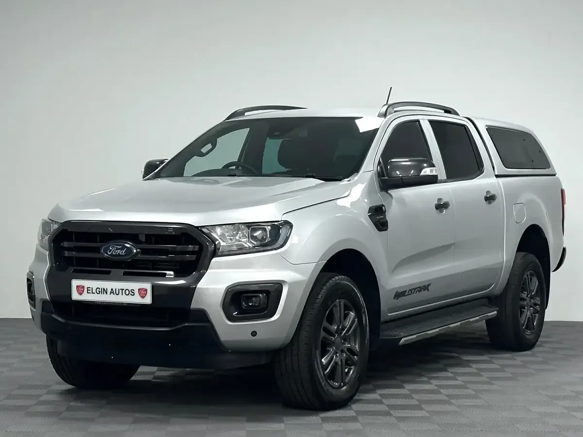 Käytetty Ford Ranger Wildtrack 213 HP (156 kW) 2023 Musta Nouto