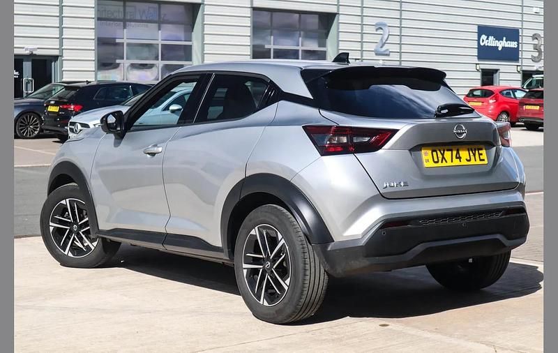 Used Nissan Juke N-Connecta 114 HP (83 kW) 2025 Silver SUV