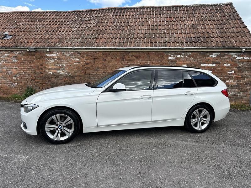 Used BMW 320 Sport Line 2015 White Estate