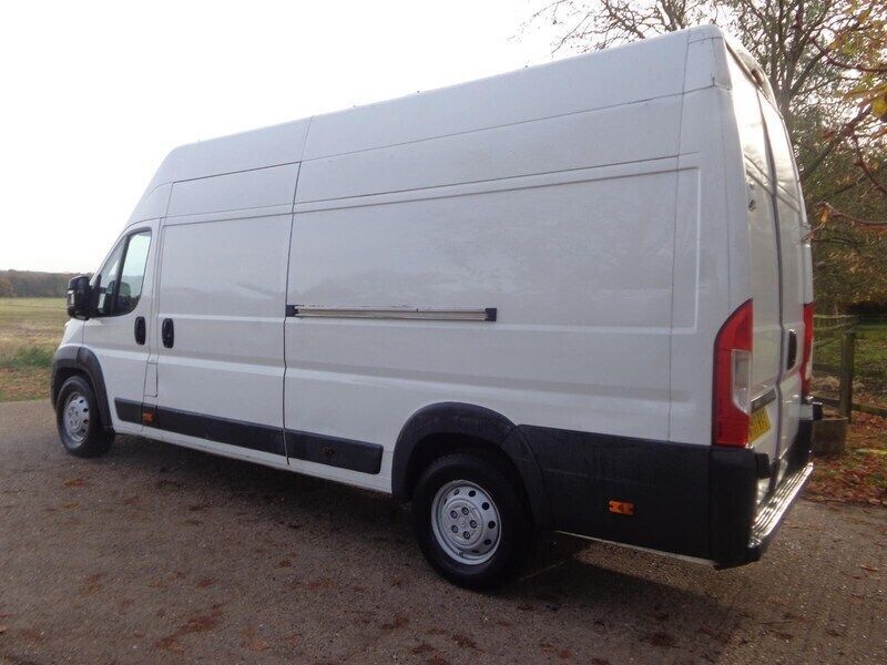 Used Citroën Relay 130 HP (95 kW) 2017 White Van