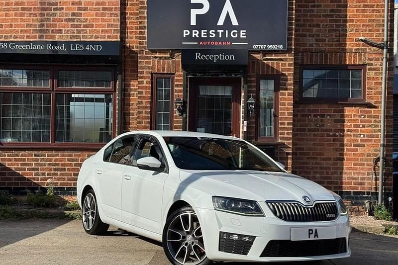 Used Skoda Octavia vRS 2017 White Hatchback