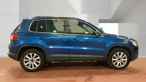 Used VW Tiguan SE 140 HP (102 kW) 2008 Blue SUV