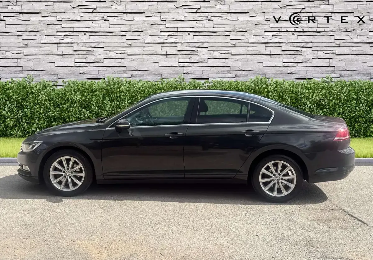 Used VW Passat Business 150 HP (110 kW) 2019 Grey Sedan