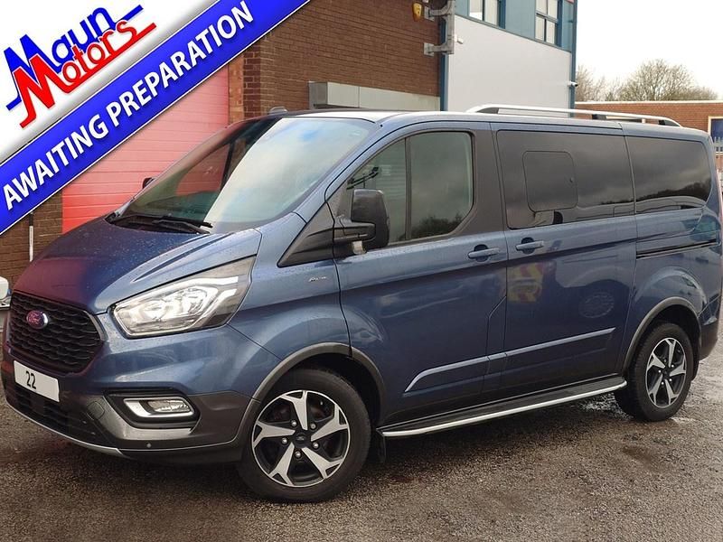 Used Ford Tourneo Active 185 HP (136 kW) 2022 Blue MPV