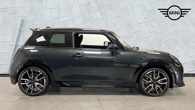 Used Mini Cooper Hatch 154 HP (113 kW) 2024 Grey Hatchback