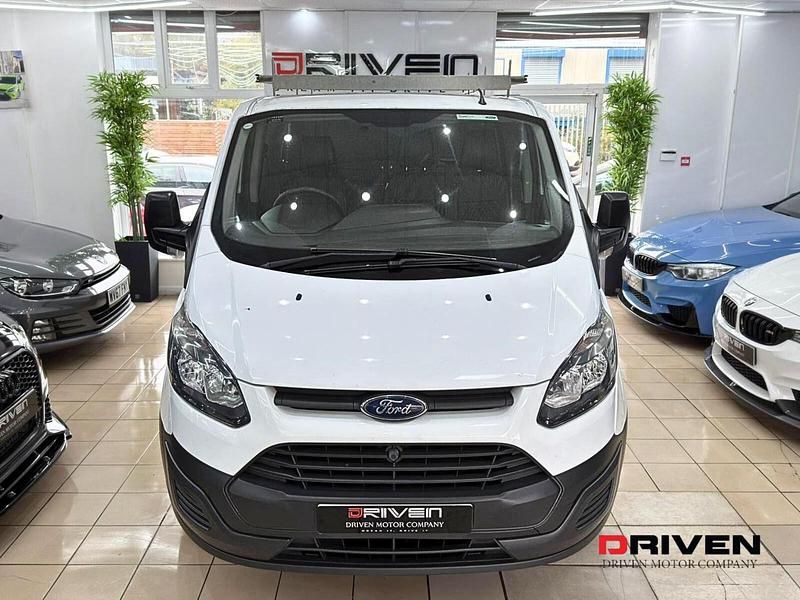 Used Ford Transit Custom 100 HP (73 kW) 2015 White Van