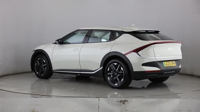 Used Kia EV6 125 kW (170 HP) 2025 White SUV