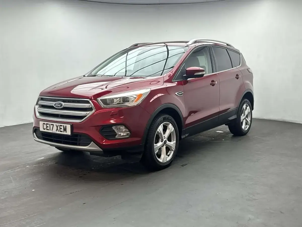 Used Ford Kuga Titanium X 180 HP (132 kW) 2017 Red SUV