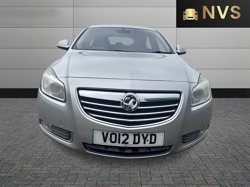 Używany Vauxhall Insignia Elite 160 KM (117 kW) 2012 Srebrny Hatchback