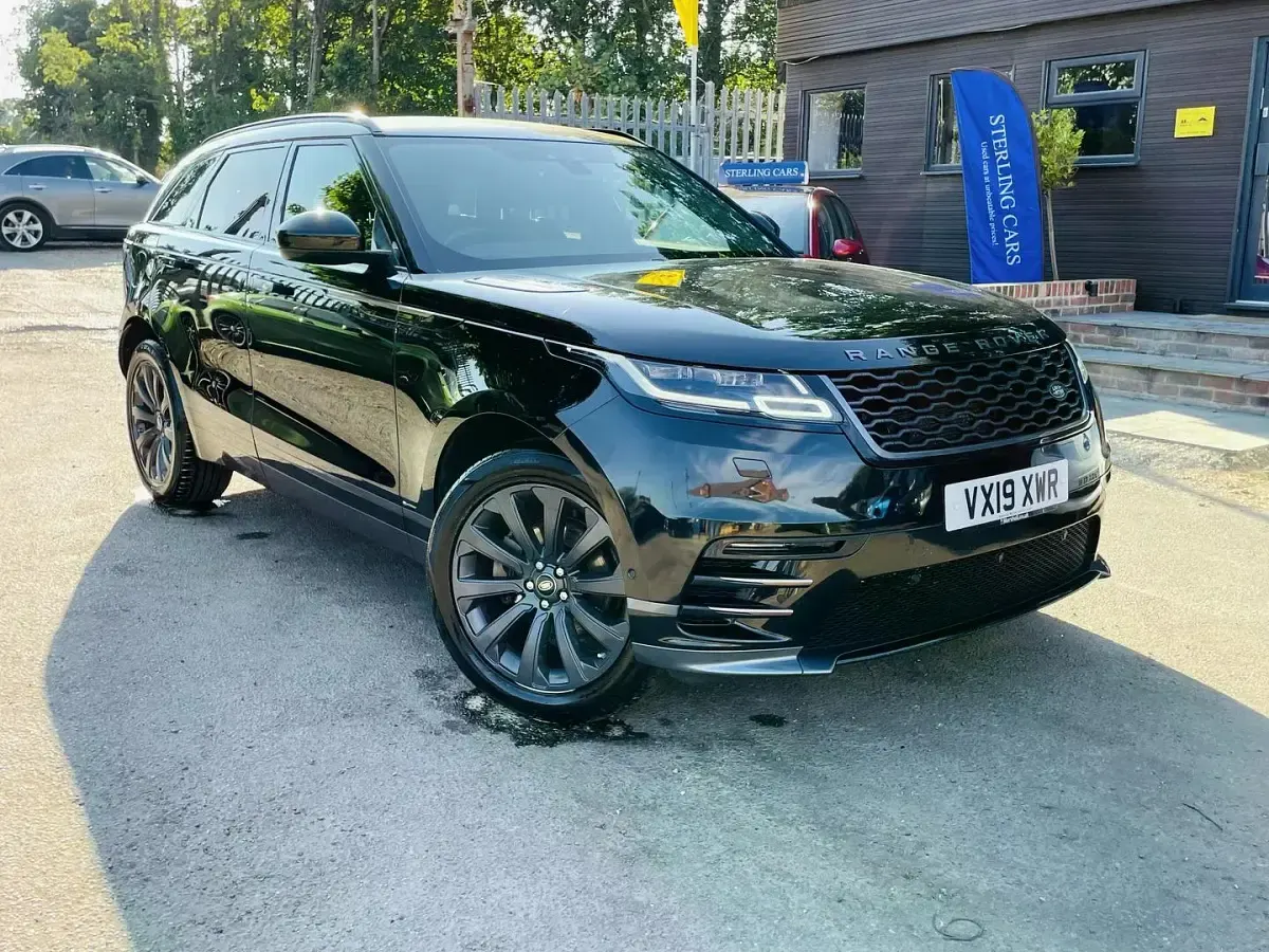 Used Land Rover Range Rover Velar SE Dynamic 179 HP (131 kW) 2019 Black SUV