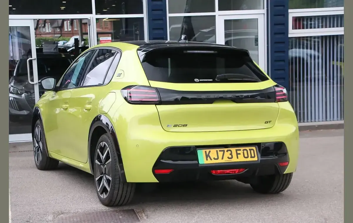 Used Peugeot e-208 GTi 114 kW (156 HP) 2024 Yellow Hatchback