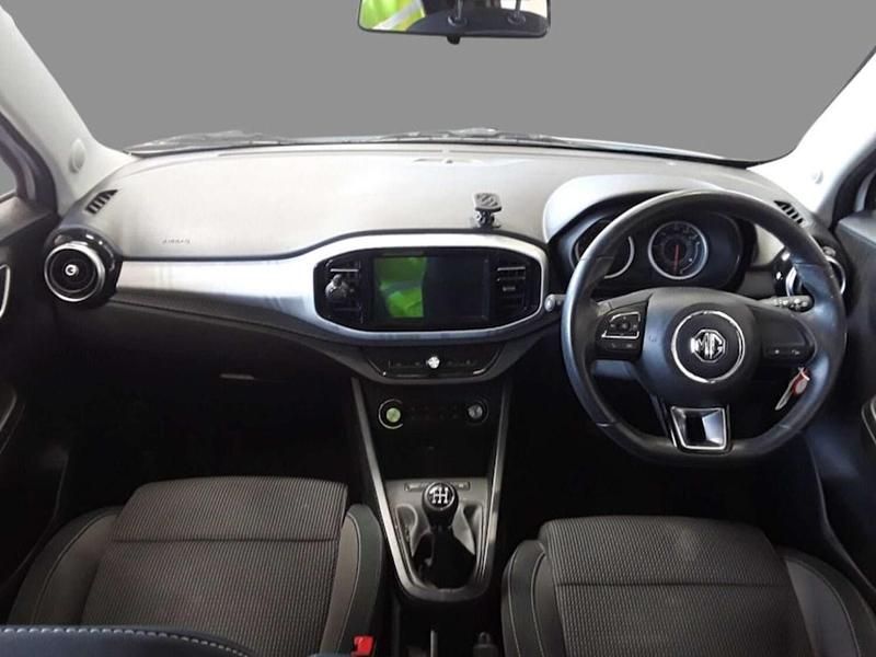 Used MG MG3 Excite 106 HP (77 kW) 2019 White Hatchback