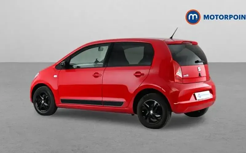 Begagnad Seat Mii Design 60 HK (44 kW) 2018 Röd Halvkombi