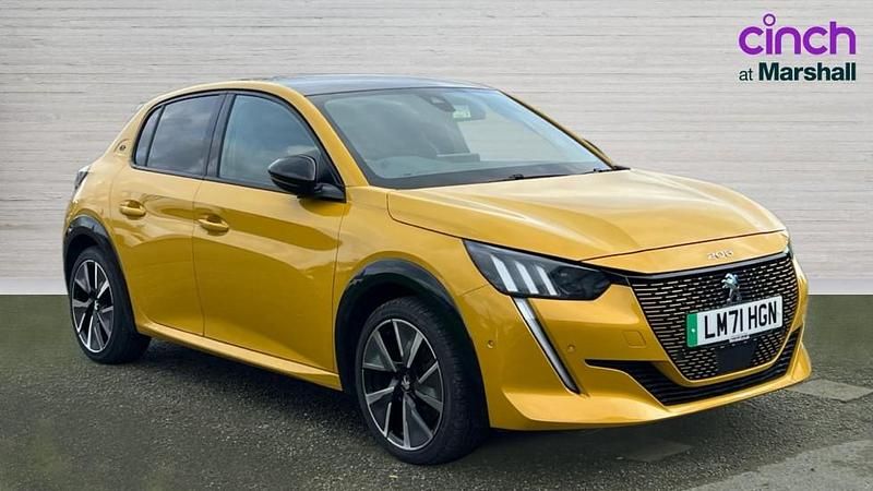 Used Peugeot e-208 Premium 100 kW (136 HP) 2021 Yellow Hatchback