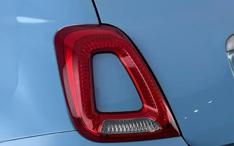 Used Fiat 500 Lounge 69 HP (50 kW) 2016 Blue Hatchback