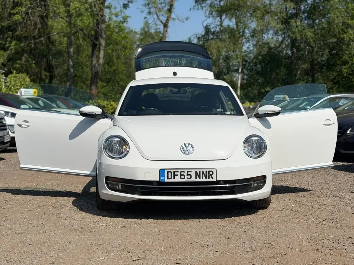 Used VW Beetle Design 150 HP (110 kW) 2015 White Hatchback
