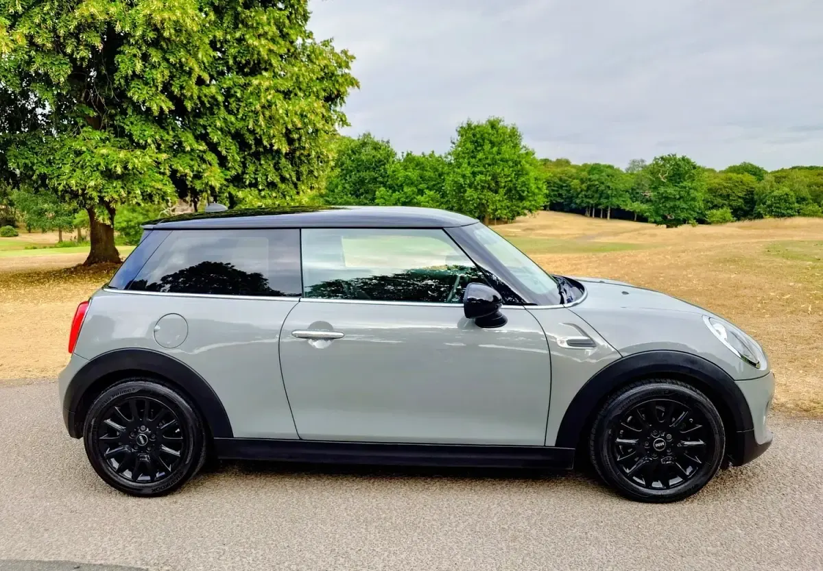 Used Mini Cooper D Hatch 116 HP (85 kW) 2016 Grey Hatchback