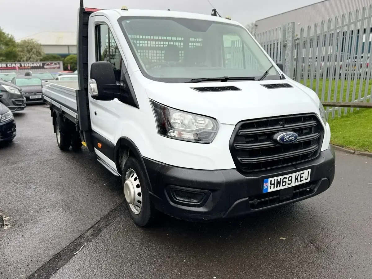 Used Ford Transit 130 HP (95 kW) 2019 White Cabriolet