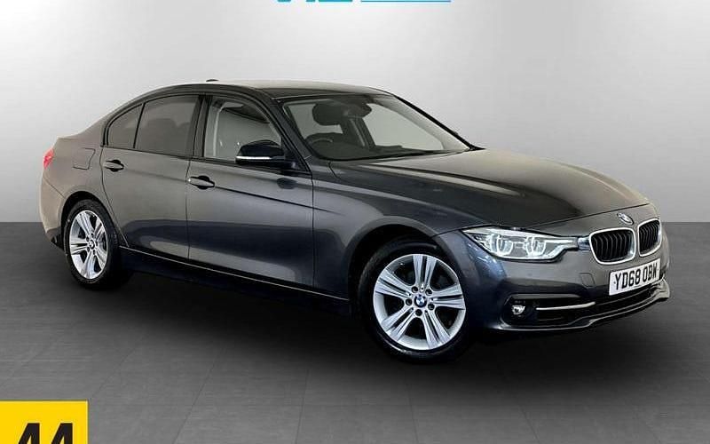 Used BMW 318 Sport Line 136 HP (100 kW) 2018 Grey Sedan