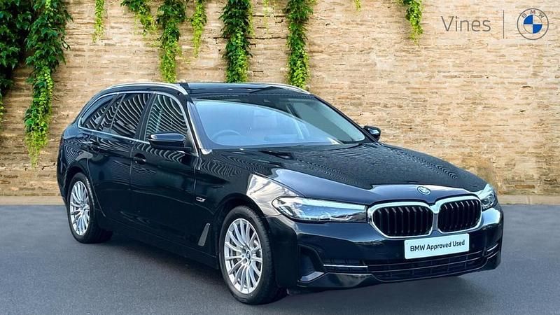 Used BMW 530e Comfort Edition 288 HP (211 kW) 2023 Black Estate