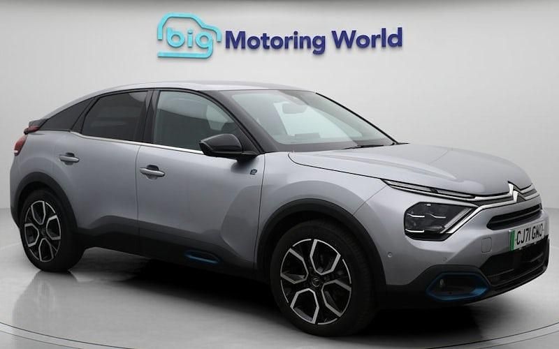 Used 2022 Citroën e-C4 Shine Hatchback | £12,300 (Good price) - Image 1/4