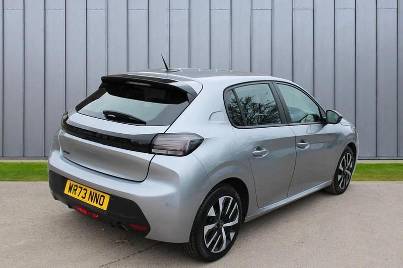 Used Peugeot 208 Active 74 HP (54 kW) 2023 Grey Hatchback