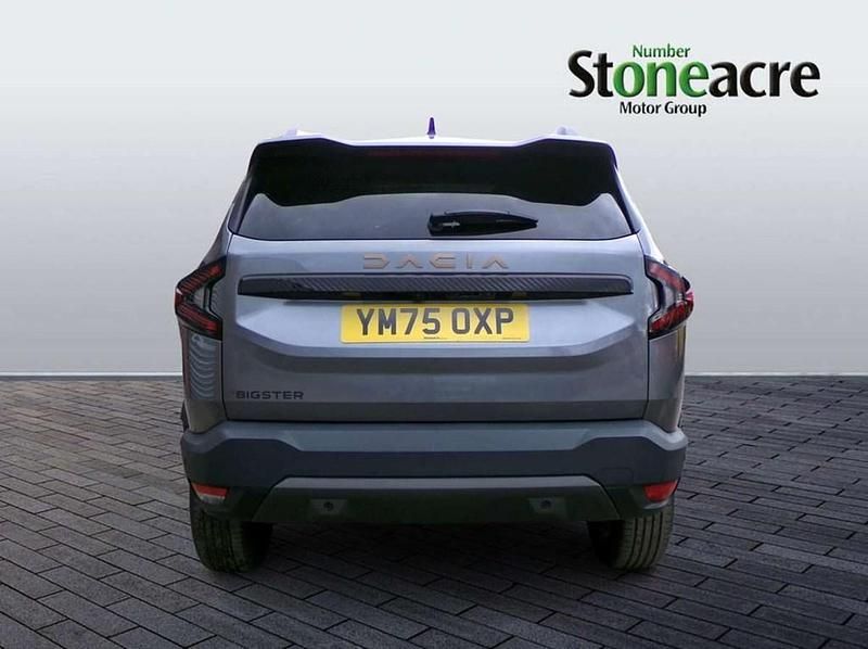 New Dacia Bigster Extreme 140 HP (102 kW) 2025 Grey SUV