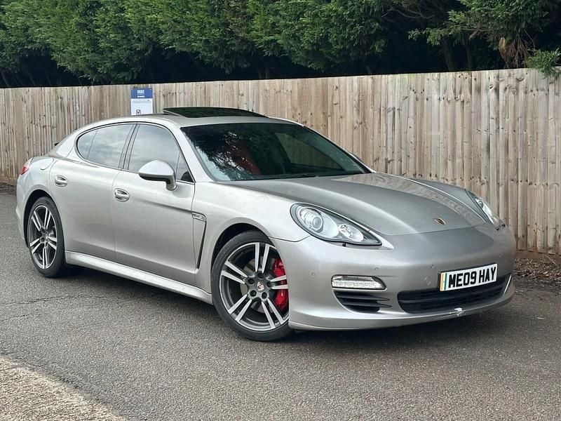 Used Porsche Panamera 250 HP (183 kW) 2012 Silver Hatchback