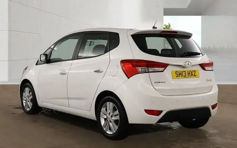 Used Hyundai ix20 Style 125 HP (91 kW) 2015 Hatchback
