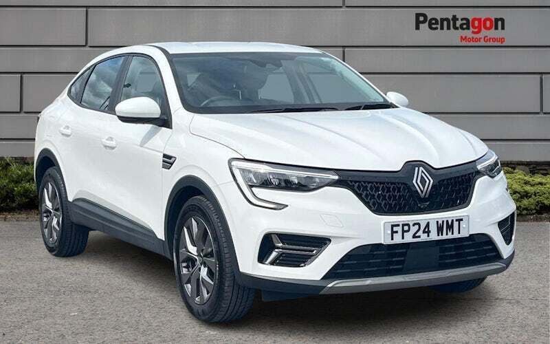 White Used 2024 Renault Arkana Evolution SUV | £17,450 (Fair price) - Image 1/4