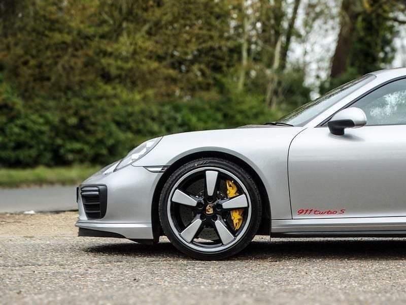 Used Porsche 911 Turbo S 2018 Silver Coupe