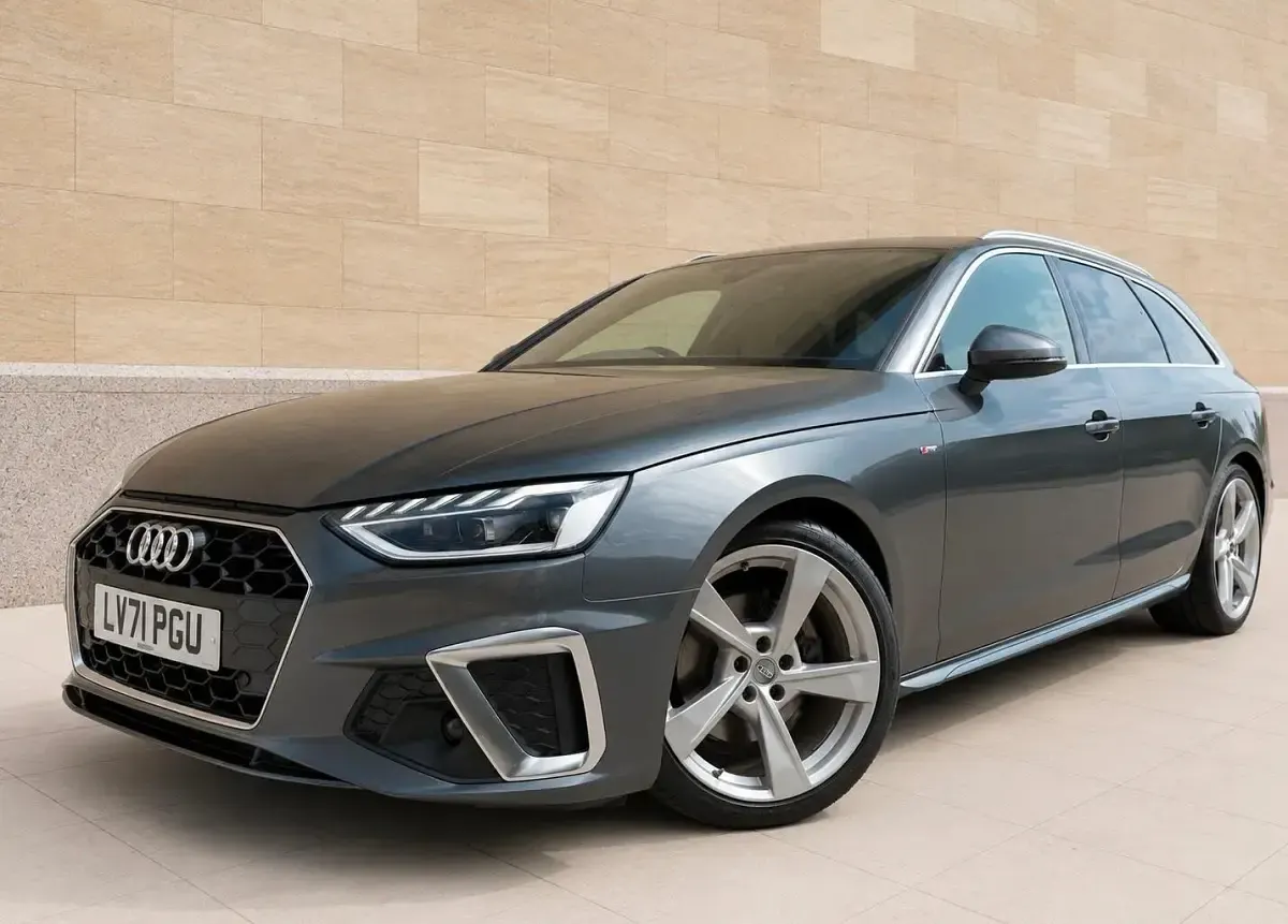 Used Audi A4 S-Line 163 HP (119 kW) 2021 Grey Estate