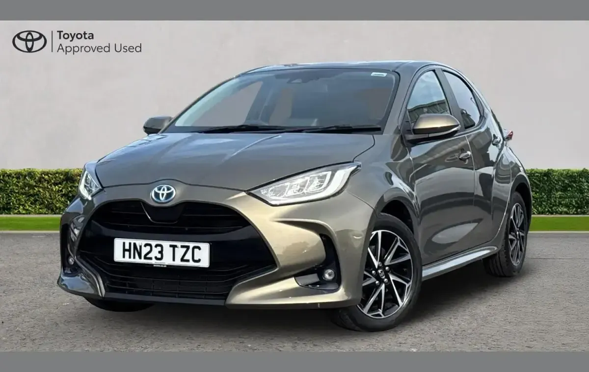 Used Toyota Yaris Design 113 HP (83 kW) 2023 Other Hatchback