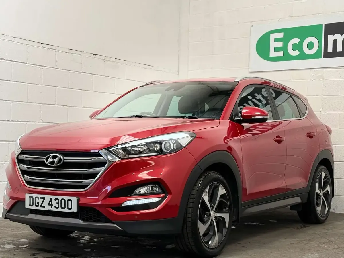 Used Hyundai Tucson Premium 141 HP (103 kW) 2016 Red SUV