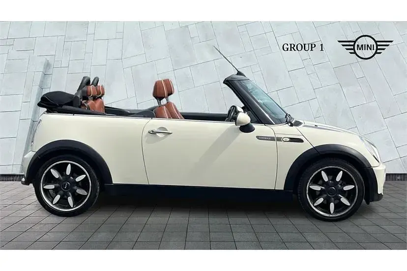 Used Mini Cooper Cabriolet 115 HP (84 kW) 2007 White Cabriolet