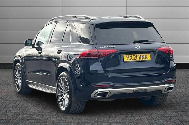 Used Mercedes GLE300 AMG line 245 HP (180 kW) 2021 Cavansite blue Estate