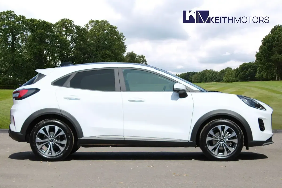 Used Ford Puma Titanium 125 HP (91 kW) 2025 White SUV