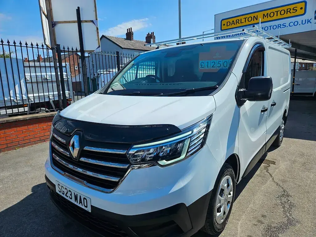 Used Renault Trafic Business 2023 White MPV