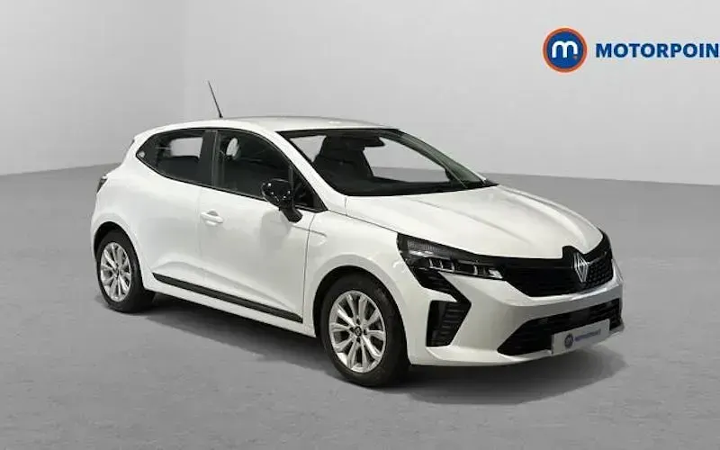 Used Renault Clio Evolution 90 HP (66 kW) 2024 Hatchback