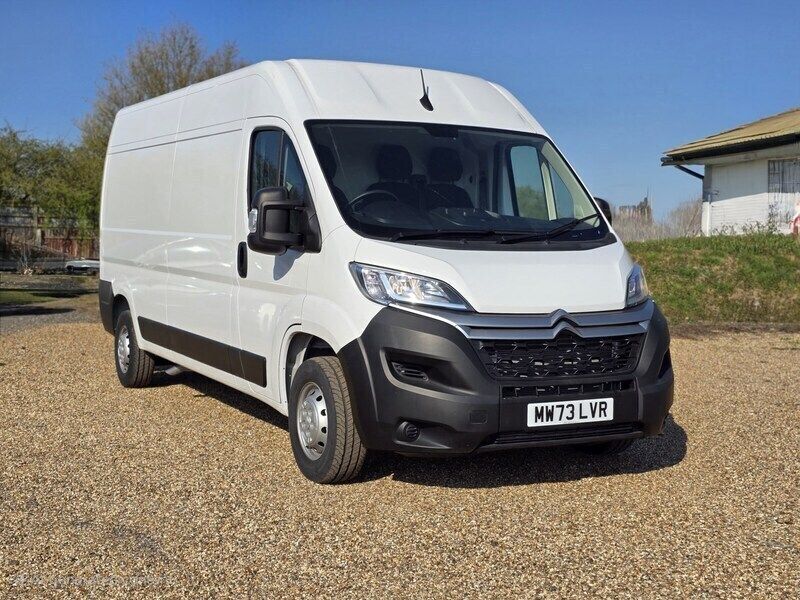 White Used 2023 Citroën Relay Van | £21,495 (Expensive) - Image 1/4
