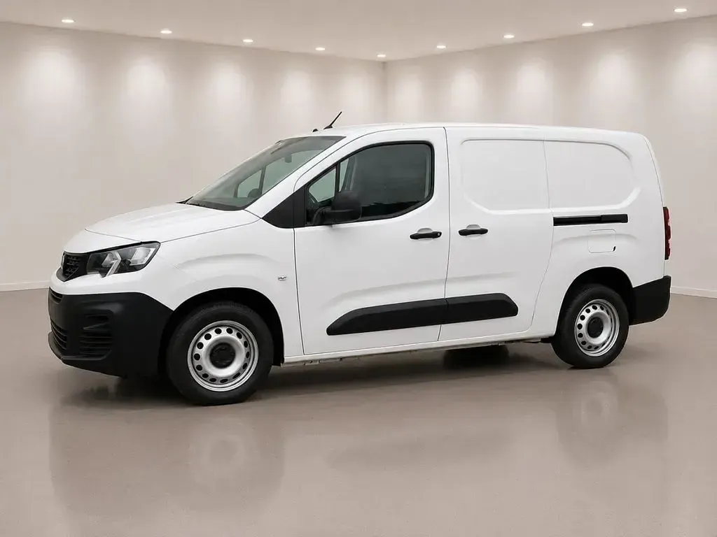 Used Peugeot Partner Premium 131 HP (96 kW) 2023 White MPV