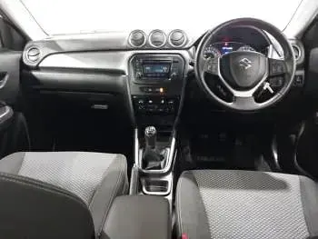 Used Suzuki Vitara SZ4 111 HP (81 kW) 2019 White SUV
