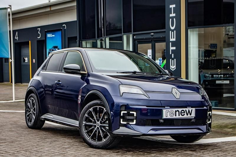 Blue Used 2026 Renault R5 Iconic Hatchback | £26,995 (Expensive) - Image 1/1