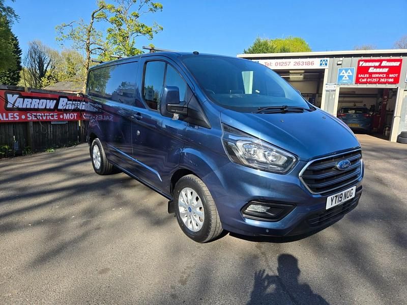 Used Ford Transit Custom Limited 130 HP (95 kW) 2019 Blue Van