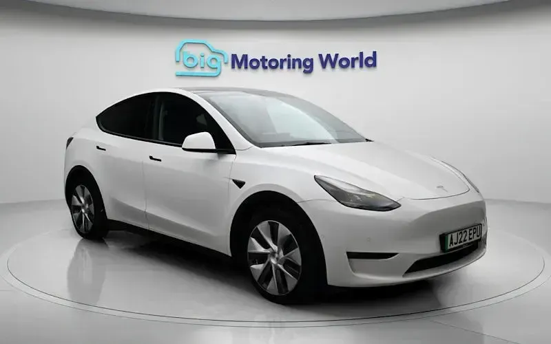 Used Tesla Model Y Long Range AWD 286 kW (389 HP) 2025 SUV