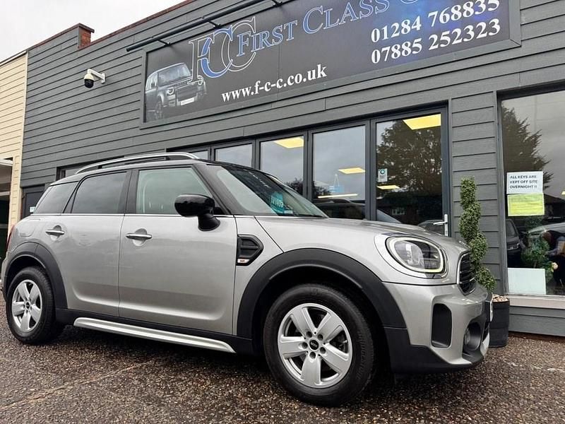 Silver Used 2023 Mini Cooper Countryman Classic SUV | £21,495 (Fair price) - Image 1/4