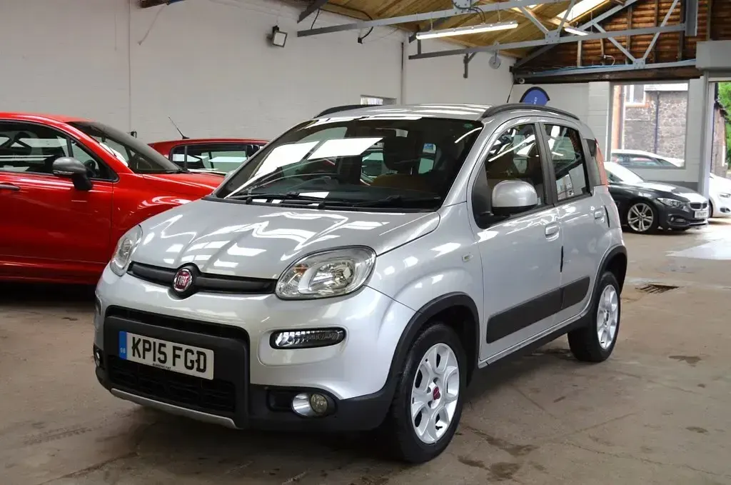 Used Fiat Panda Trekking 85 HP (62 kW) 2015 Silver Hatchback