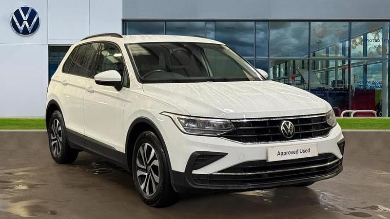 Used VW Tiguan Active 150 HP (110 kW) 2022 Pure white SUV