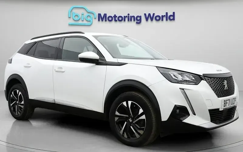 Used Peugeot 2008 Allure Premium 101 HP (74 kW) 2021 SUV