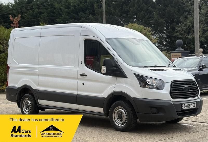 White Used 2018 Ford Transit | £8,990 (Fair price) - Image 1/2